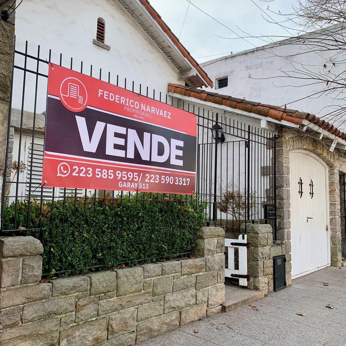 Chalet 3 amb, 300m² en San Juan con jardín y garaje