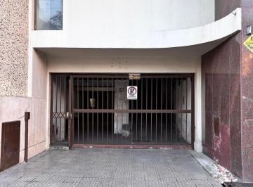 Garage · 13m² · Venta Amplia Cochera Sobre Pellegrini