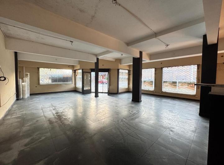 Local comercial · 409m² · 5 Ambientes