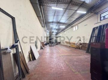Local comercial · 1760m² · Venta Local Almagro