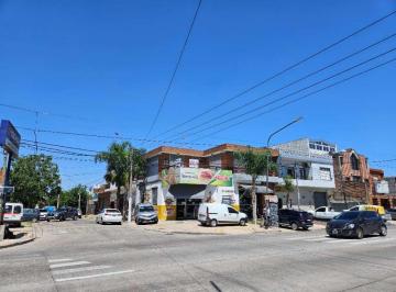 Departamento de 4 ambientes, Morón · Amplio y Luminoso Departamento 4 Ambientes en Planta Alta con Cochera