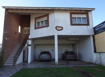 Edificio de 7 ambientes, Santa Clara del Mar · En Venta Complejo de 3 Departamentos Turísticos en Excelente Ubicación.