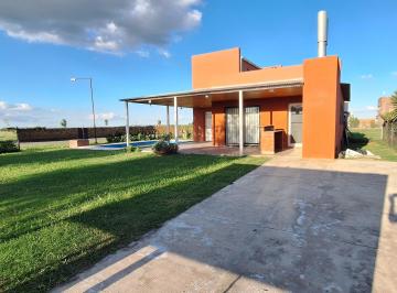 Casa de 3 ambientes, Funes · Juan Domingo Perón 287 - Funes Norte