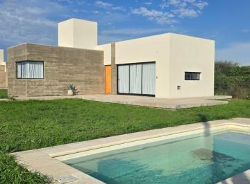 Casa · 70m² · Casa en Funes en Town