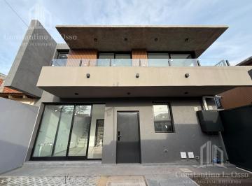 Departamento · 122m² · 4 Ambientes · 2 Cocheras · Departamento en Adrogue