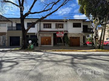 Casa · 117m² · 4 Ambientes · 1 Cochera · Casa en Zona Residencial de Vicente López a Cuadras del Rio