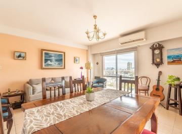 Departamento · 76m² · 4 Ambientes · 1 Cochera · 4 Amb. Versalles con Cochera Balcón Apto Credito