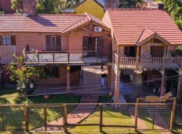 Casa de 5 ambientes, Paso de la Patria · Oportunidad Unica Para un Hermoso Chalet Playa a 50 Pasos en El Mejor Barrio Seg