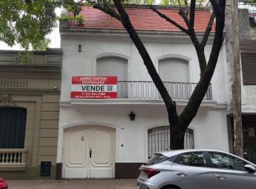 Oficina comercial · 209m² · 9 Ambientes · 1 Cochera · 10 E/42y43