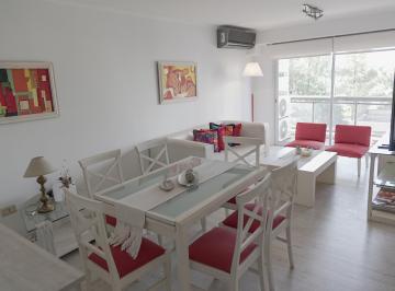 Departamento de 4 ambientes, Córdoba · Milenica - 2 Dorm. 2 Baños - Dpto en Venta 90 m²