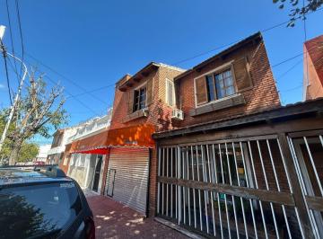 PH · 155m² · 3 Ambientes · 1 Cochera · PH Alquiler 3 Ambientes con Patio, Terraza y Cochera en Wilde Centro