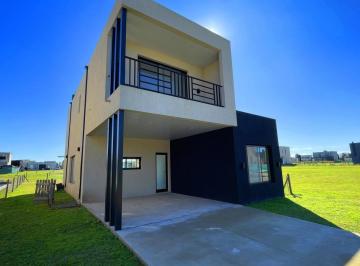 Casa · 200m² · 5 Ambientes · Alquiler Casa a Estrenar 5 Ambientes, Pileta | Barrio El Aljibe, Pilar