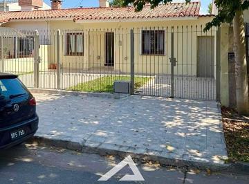 Casa · 190m² · 3 Ambientes · 1 Cochera · Casa en Zona Norte