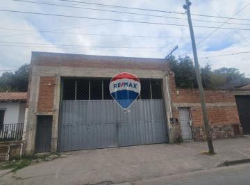 Bodega-Galpón · 282m² · Alquiler Galpón de 282 m² - B° Castañeda