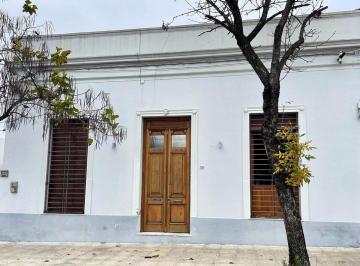 Casa · 112m² · 6 Ambientes · Venta Casa Florida Centro 3 Dorm + Monoambiente