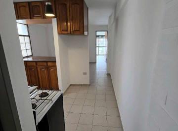 Departamento · 40m² · 1 Dormitorio · Güemes! 1 Dorm, Balcón! Excelente Ubicación!