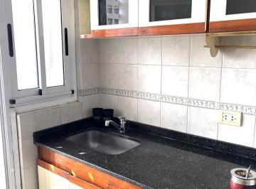 Departamento de 3 ambientes, Villa del Parque · Venta Excelente Dto 3 Amb en Villa del Parque! Apto Credito