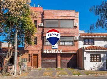 Departamento · 132m² · 4 Ambientes · 1 Cochera · Departamento 3 Dorm. Venta B° Tres Cerritos