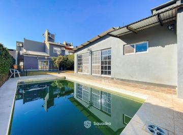 Casa · 168m² · 6 Ambientes · 2 Cocheras · Venta - Casa de 3 Dorm., Piscina y Quincho - Funes City, Funes.