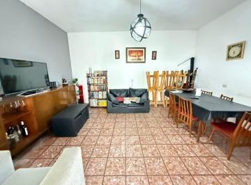 Casa · 100m² · 4 Ambientes · 1 Cochera · Venta Casa 4 Ambientes en Villa Insuperable