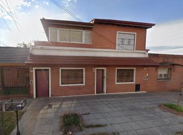 Casa · 181m² · 5 Ambientes · Casa 4 Ambientes con Pileta, Quincho y Cochera