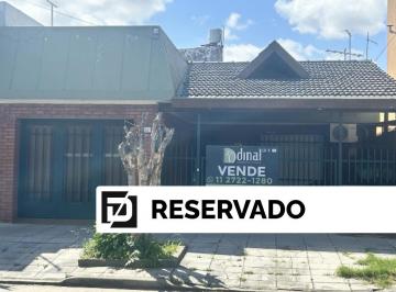 Casa · 141m² · 2 Ambientes · 1 Cochera · Casa en Venta en San Andres Zona Agustiniano