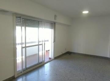 Departamento · 50m² · 3 Ambientes · Semipiso 3 Ambientes Al Frente con Balcon