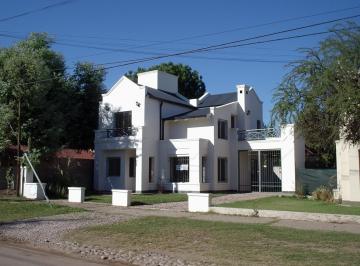 Casa de 8 ambientes, Córdoba · Casa en El Corazon de Villa Bergrano