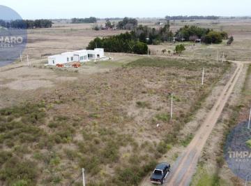 Terreno · 2271m² · 2 Lotes en Venta en Saladillo – 2.271 m² Cada Uno con Luz en Puerta