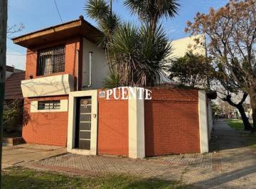 PH · 3 Ambientes · 1 Cochera · PH en Banfield Este