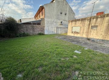 Casa · 80m² · 3 Ambientes · 2 Cocheras · Venta Casa en Moron Sur 3 Amb