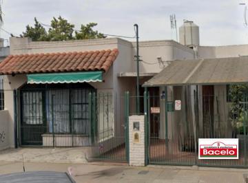 Casa de 6 ambientes, Almirante Brown · Casa con Local