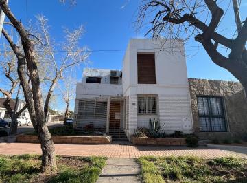 Casa de 3 ambientes, Godoy Cruz · Casa en Venta en Godoy Cruz, Mendoza.