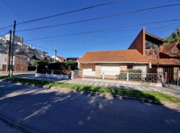 Campo , Esteban Echeverría · Lote de 395 m en Zona Centrica de Monte Grande! en Esquina! Ideal Desarrollo!