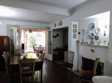 Casa de 4 ambientes, Morón · Dueño Vende! Excelente Ubicación, Muy Linda Casa! Apta Crédito