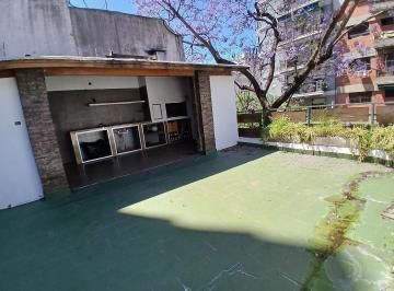 Casa · 150m² · 5 Ambientes · Barracas Casa con Patio y Terraza Mas Lote Propio
