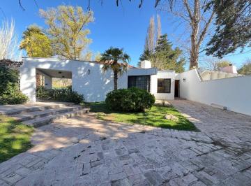 Casa de 6 ambientes, Chacras de Coria · Casa Chacras de Coria