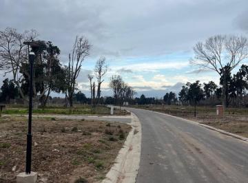 Terreno · 612m² · Terreno Lote en Venta en Pilar, G. B. a. Zona Norte, Argentina
