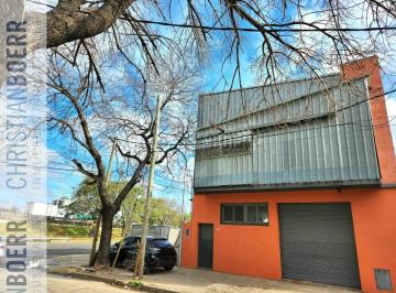 Bodega-Galpón · 251m² · 3 Ambientes · Deposito Comercial de 190 m² Cub + Ofic. 62 m² - Varios Destinos