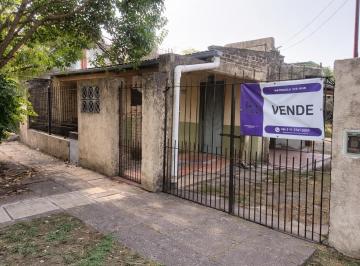 Casa · 40m² · 2 Ambientes · Casa a Remodelar en Paso del Rey. Oportunidad
