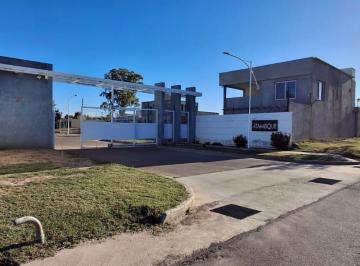 Terreno , Luján de Cuyo · Vendo Lote de 311 m² en Barrio Atamisque de Lujan Centro. Usd 23.000
