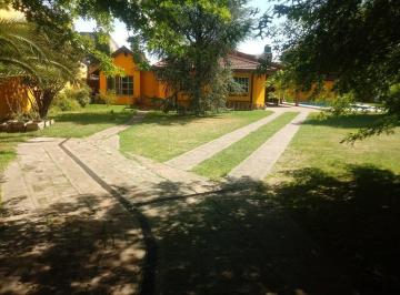 Casa · 126m² · 5 Ambientes · 1 Cochera · Hermosa Casa en Venta en San Miguel
