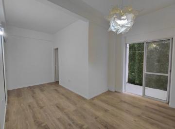 Departamento · 38m² · 2 Ambientes · Venta! 2 Ambientes Reciclado a Nuevo con Patio!