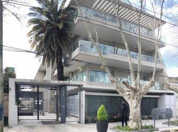 Departamento · 73m² · 3 Ambientes · 1 Cochera · Excelente 3 Ambientes con Gran Balcón Aterrazado y Cochera - Categoría