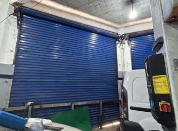 Local comercial , Lomas de Zamora · Taller / Local Más Casa de 5 Ambientes