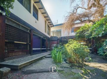 Casa · 178m² · 4 Ambientes · 1 Cochera · Exclusivo Chalet en Los Troncos
