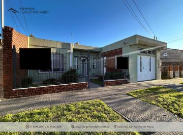 Casa · 163m² · 3 Ambientes · 1 Cochera · Casa - 4 Ambientes - San Antonio de Padua