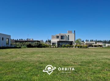 Terreno · 689m² · Lote en Venta en San Felipe, Canning Ezeiza