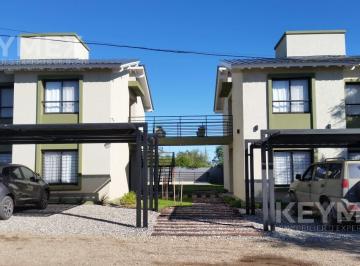 Hotel · 410m² · 8 Dormitorios · 8 Cocheras · Complejo de 8 Departamentos en Merlo, San Luis