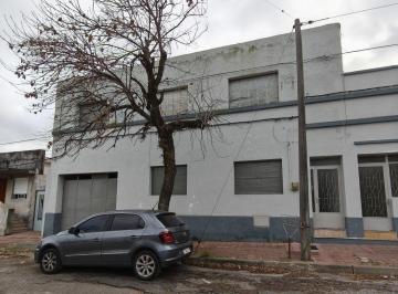 Casa · 70m² · 6 Ambientes · Apartamento Céntrico 3 Dorm.